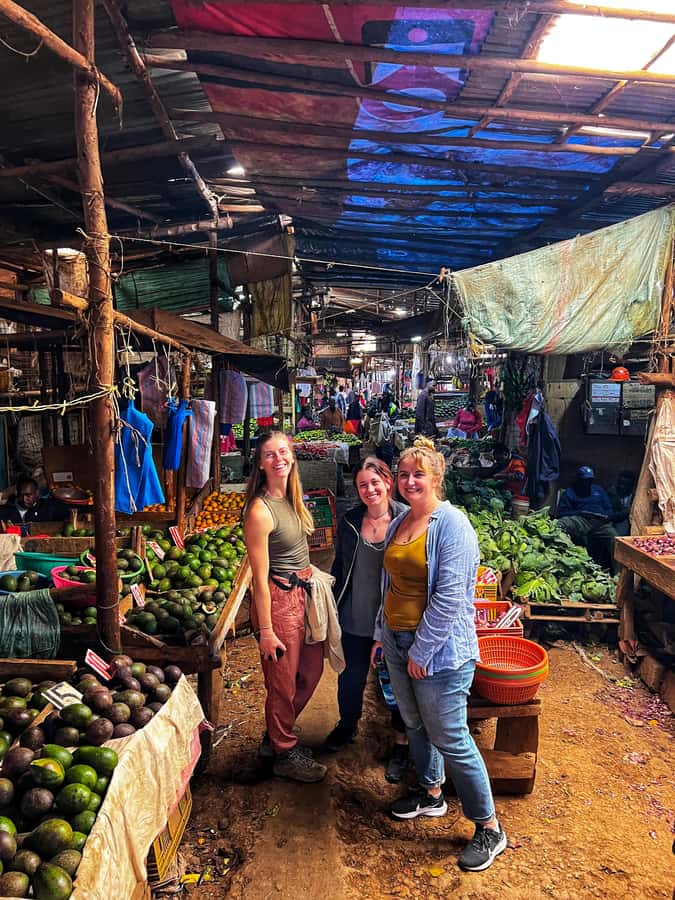 Local Market Tour and Traditional Meal Cooking Class - Why the small group matters