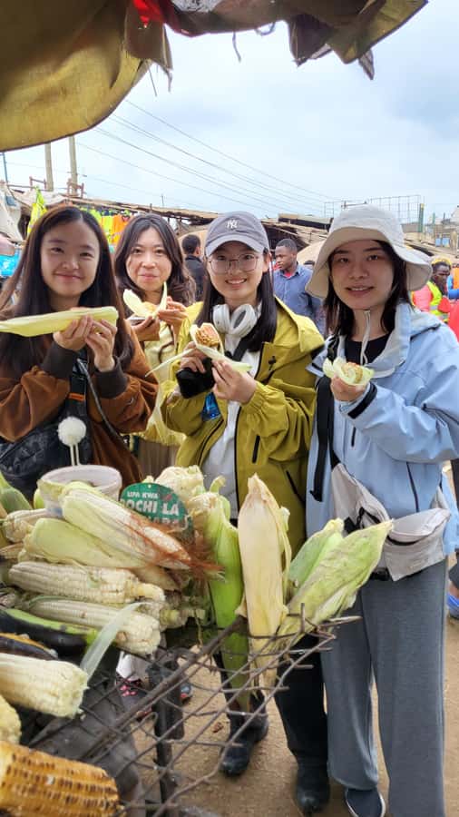 Local Market Tour and Traditional Meal Cooking Class - Shopping in a real Nairobi market