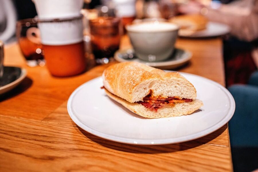 London: Borough Market Food Tour with Local Guide - A Sweet Stop at Aux Merveilleux de Fred