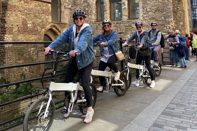 London E-Bike tour & Borough market - St. Paul’s Cathedral from Gabriel’s Wharf