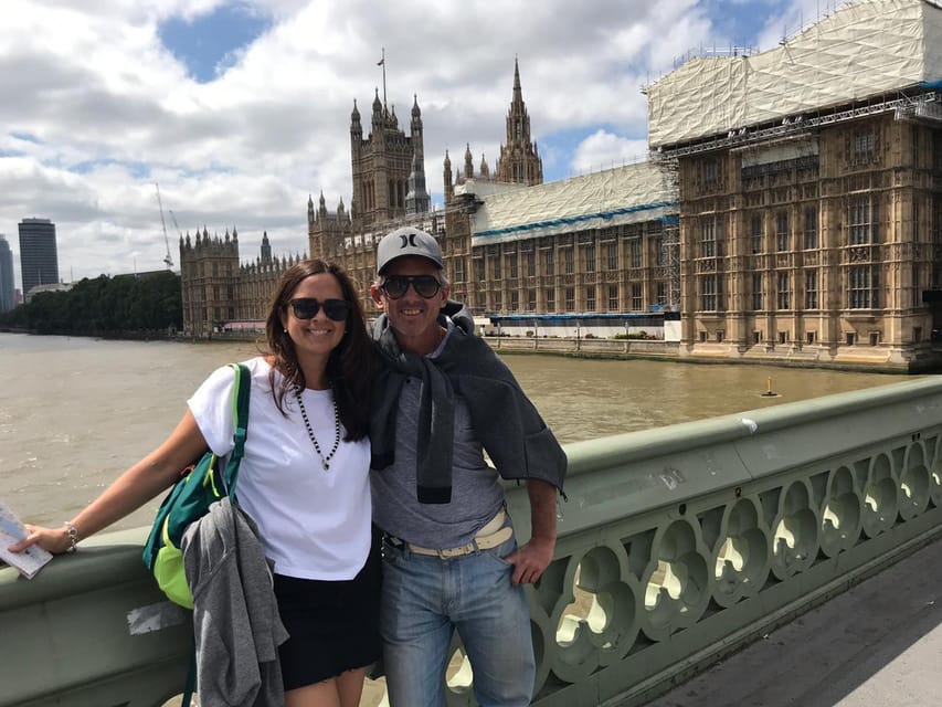 London: Notting Hill, Highlights & Markets Private Tour - British bakery stop at GAIL’s