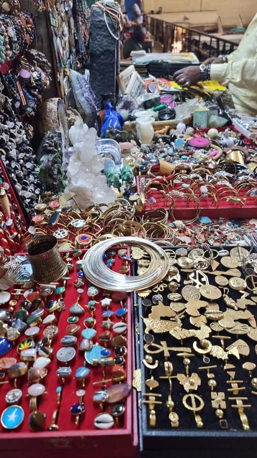 Maasai Market Souvenir Shopping - Key points at a glance