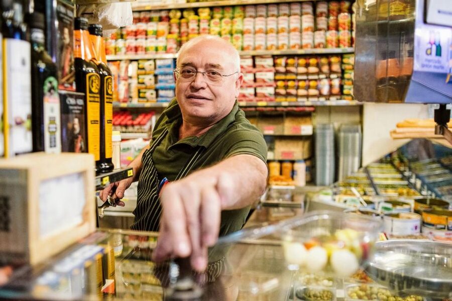 Madrid: Ultimate Food Tour of Local Markets & Tapas - Bar La Campana and Madrid’s famous calamari sandwich