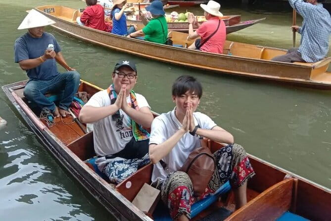 Maeklong Railway and Damnoen Saduak Floating Market Tour - Wat Bang Kung and the Buddha inside the tree