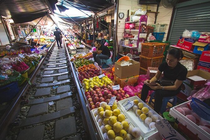 Maeklong Railway Market and Damnoen Saduak Floating Market Tour From Bangkok - Why the train market is usually the stronger stop