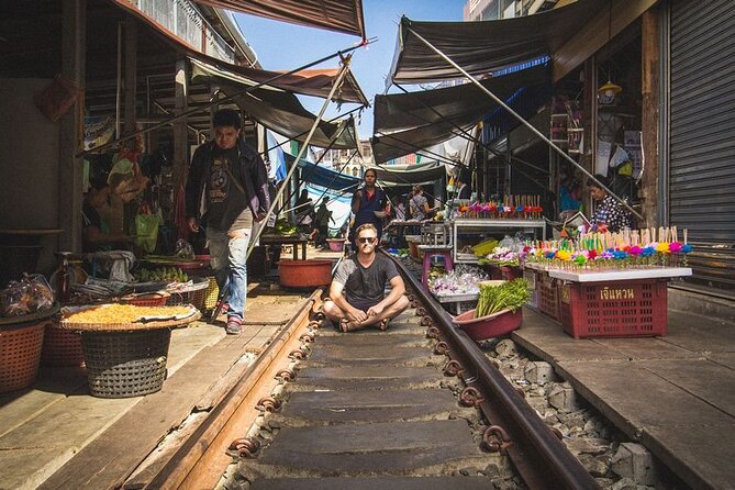 Maeklong Railway Market and Damnoen Saduak Floating Market Tour From Bangkok - What the $37.60 price really buys