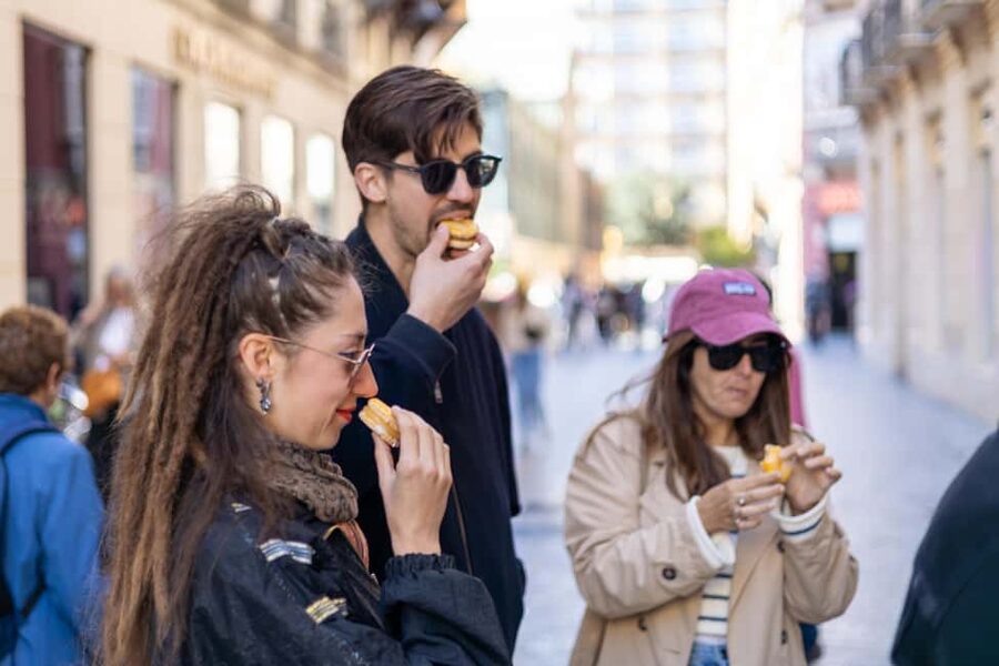 Malaga: Taste Andalusian Flavours & Local Market Delights - Starting in Malaga’s Centro Histórico