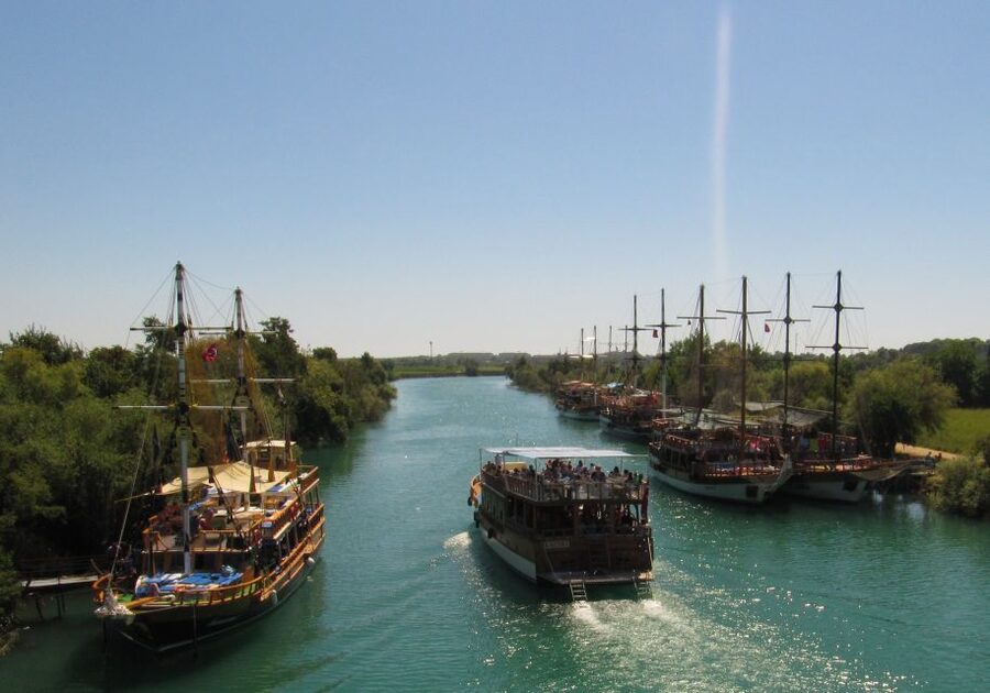 Manavgat Cruise & Grand Bazaar w/Lunch and Unlimited Drinks - Cruising the Manavgat River Below the Taurus Mountains