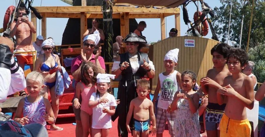 Manavgat River Boat Tour and Free Time at the Market - Two hours cruising the Manavgat River