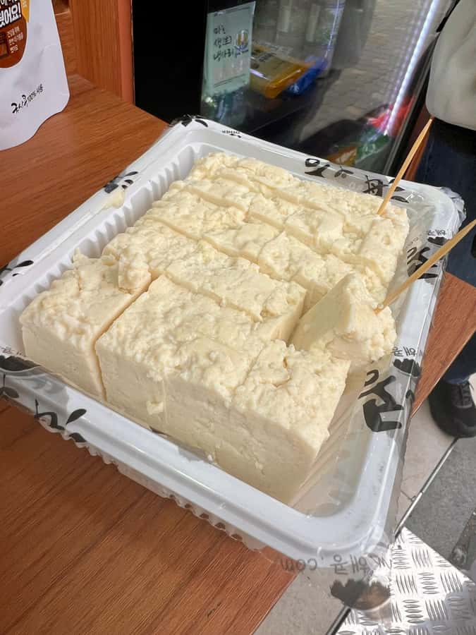 Mangwon Market Food tour By Locals;Cheap Eats to Fancy Feast - Practical details that affect the experience