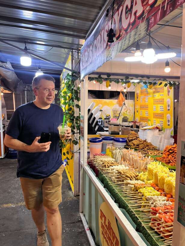 Manila Night Market with Local Guide - Divisoria: shopping without the polished edges