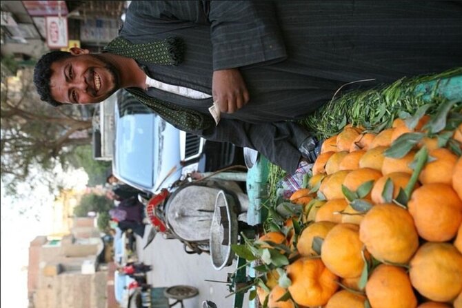 Market&Cook&Eat with Egyptian Family - Lunch at the family dining table