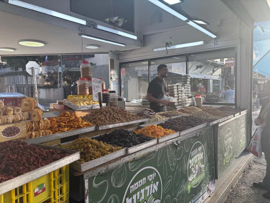Market Mosaic: A Gastronomic Exploration of Carmel Treasures - Who will get the most from this short tour