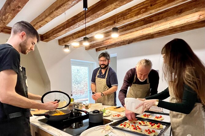 Market Tour and Cooking Class with a Local Venetian Chef - Who should book this class