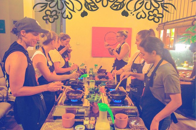 Market Tour and Hands-On Cooking Class Colombo - Choosing the menu before cooking
