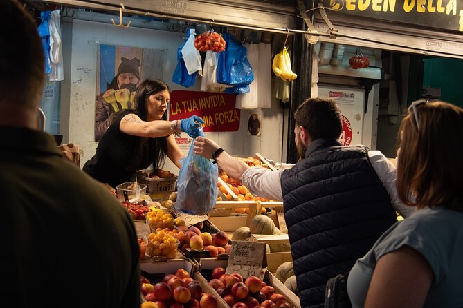 Market tour and Private Cooking Class in Rome with roman chef - Handmade ravioli from scratch