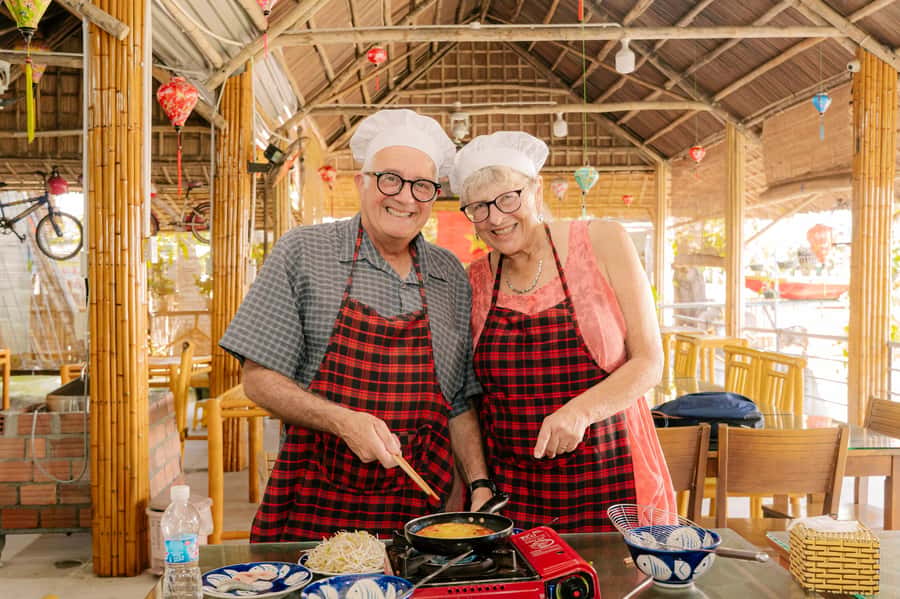 Market Tour - Cooking Class - Coconut Boat Riding - Why this three-part Hoi An outing works