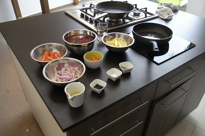 Market Tour, Tasting of 35 Fruits, and 4-Course Peruvian Cooking Class in Lima - Thirty-five fruits, served before lunch