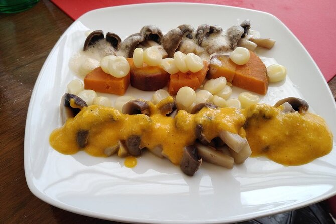 Market Tour, Tasting of 35 Fruits, and 4-Course Peruvian Cooking Class in Lima - Pisco Sour, juice, and a rooftop lunch
