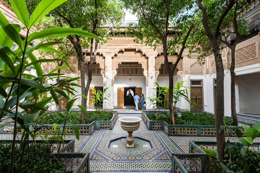 Marrakech: Bahia Palace, Ben Youssef Medersa, & Souks Tour - Why this three-hour walk works well in Marrakech