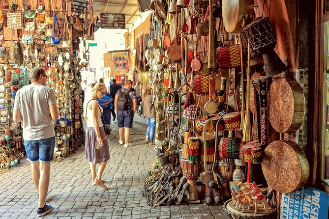 Marrakech: Bahia Palace, Saadian Tombs, Souk and Medina Tour - Walking through the Kasbah