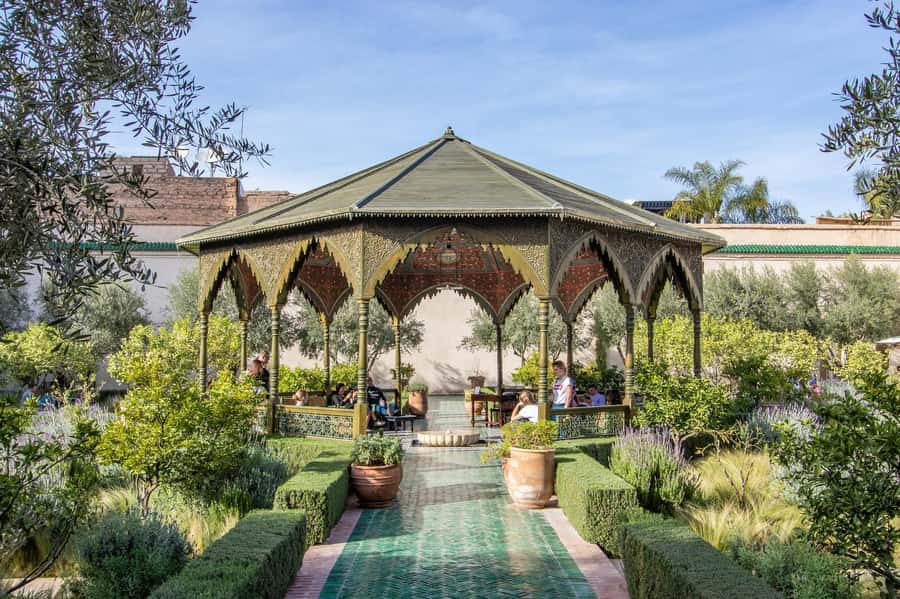 Marrakech: Ben Youssef Medersa, Le Jardin Secret & Souk Tour - What to bring and who should book