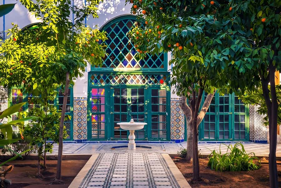 Marrakech: Ben Youssef, Secret Garden, & Souks Walking Tour - Koutoubia Mosque and the end of the walk