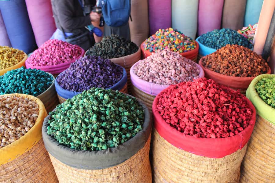 Marrakech: Half-Day Medina Markets Tour - Saadian Tombs and Marrakech’s royal past