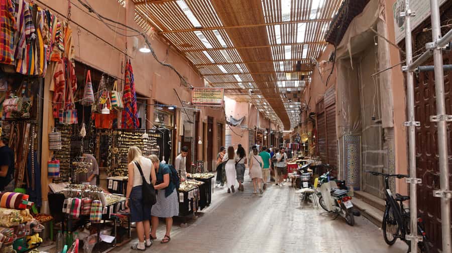 Marrakech: Medina, Souks, Artisans Guided Tour with Mint Tea - Rahba Lakdima and Marrakech’s Spices