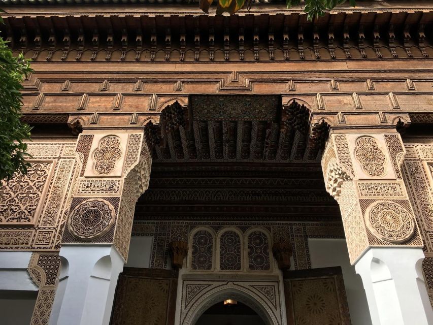 Marrakech: Monuments, Souks and Medina Guided Walking Tour - Koutoubia Mosque and Jemaa el-Fna