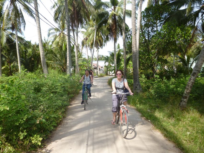Mekong Day Tour by Car:Cai Be market, Local Island & Cycling - The sampan ride is the quietest part of the route