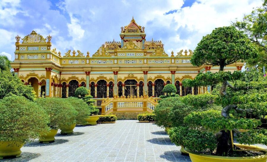 Mekong Delta 2 Days: Floating Markets & Cultural Exploration - Day one: Cai Be canals, fruit gardens, and village workshops