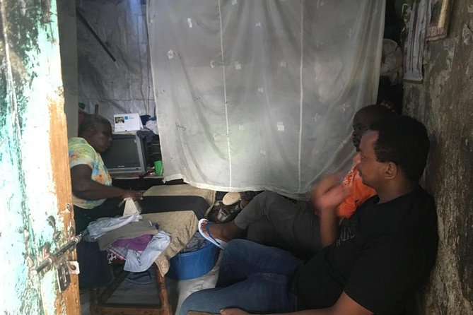Memorable Daily KIBERA Slums/Toi Market Tour with Locals (2 hours) - Community Projects and the DALA Connection