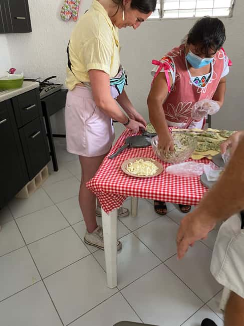 Mérida: Flavors of Yucatan Cooking Class & Market Tour - What the $105 price includes