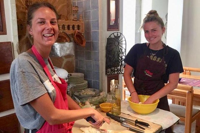 Mexican Cooking Class with Food Market Visit in Mexico City - Who should book this experience