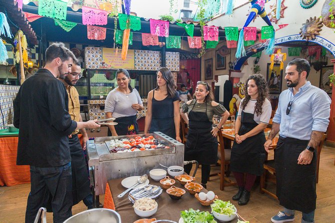 Mexican Cooking Class with fresh Local Market ingredients selection and transpor - How hands-on is the class?