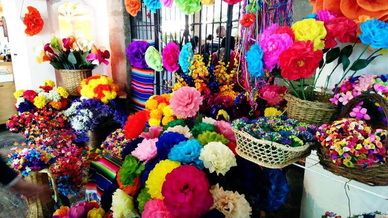Mexico City: Bazaar Saturday, Convent of Carmen & San Angel - Museum of El Carmen and its unusual underground story