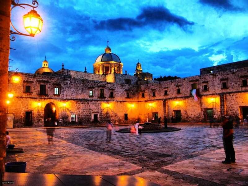 Mexico City: Bazaar Saturday, Convent of Carmen & San Angel - The van rides and the six-hour pace