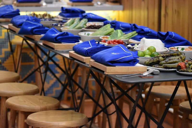 Mexico City: Street Taco Cooking Class & Market Tour - Why this Roma Norte food tour works