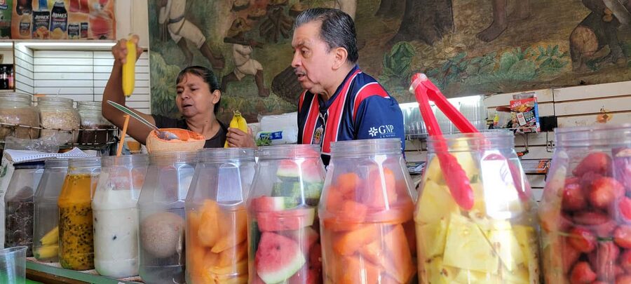 Mexico City: Vegan & Veggie Market Tour with Cooking Lesson - Starting at Café de Tacuba in the historic center