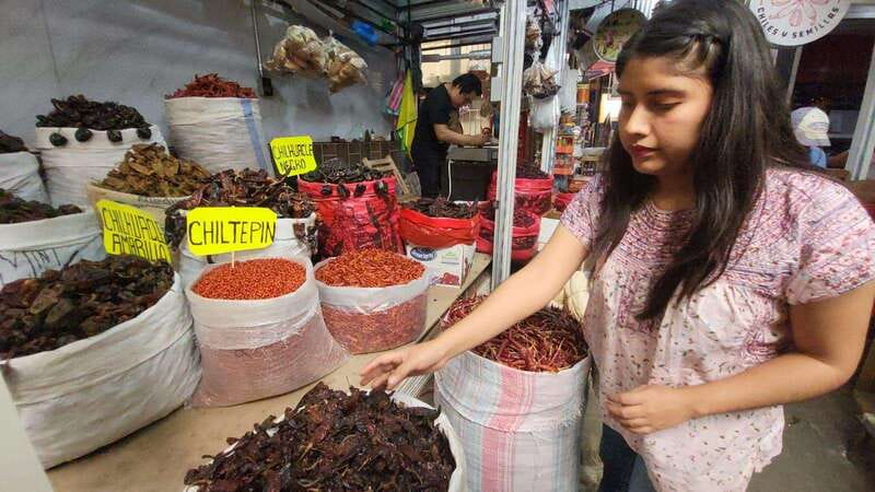 Mexico: Salsa Making Class in a Market with a Chef - Tasting five salsas with tortillas and chips