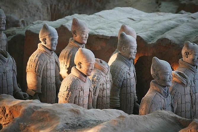 Mini Group Xian Day Tour to Terracotta Army, City Wall, Pagoda and Muslim Bazaar - The morning ride to the Terracotta Army