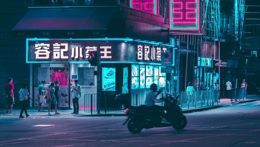 Mong Kok (Kowloon) Street Markets Private Walking Tour - Starting at the underground concourse