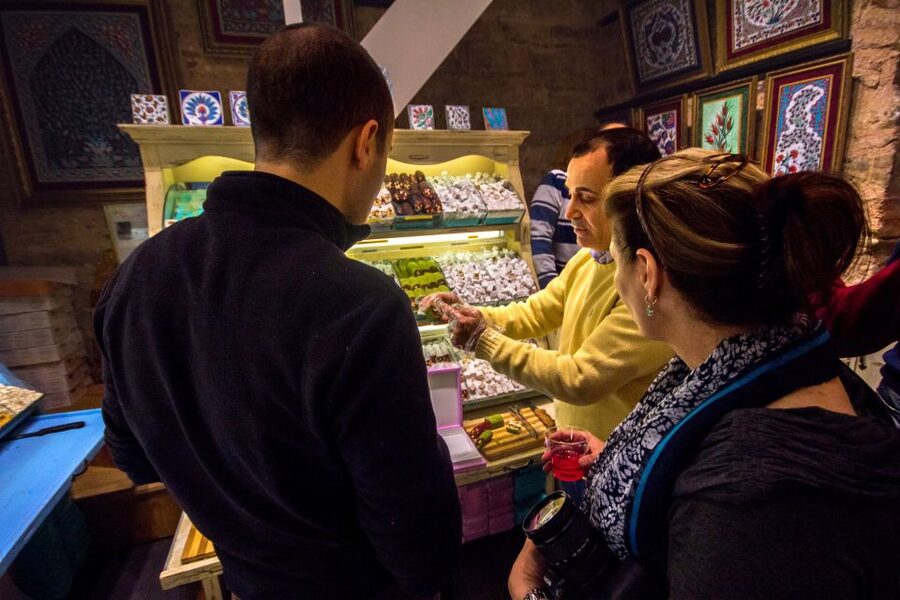 Morning Bosphorus Cruise and Spice Bazaar - Who should choose this tour?