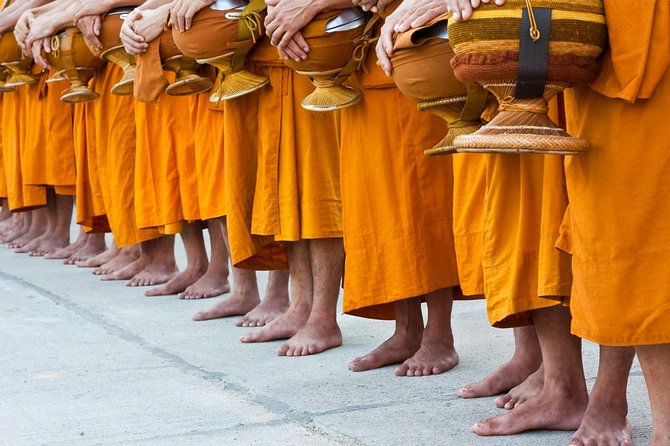 Morning Buddhist Almsgiving, Grand Palace and Flower Market Tour in Bangkok - Key points to know before booking