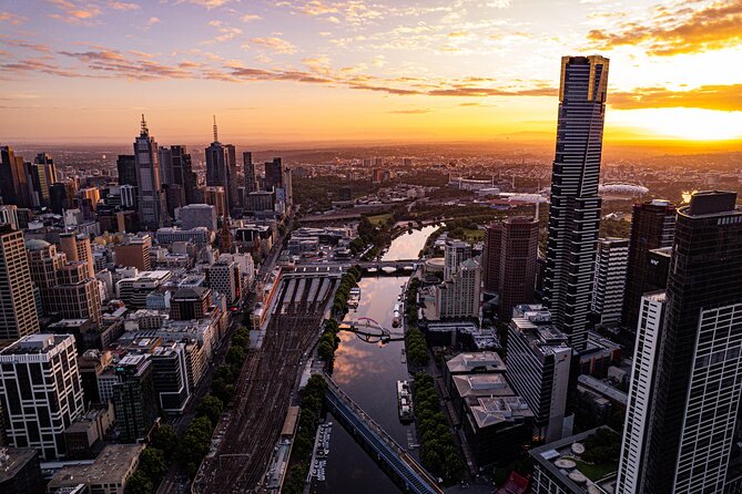 Multicultural Markets Food Tour – Melbourne’s Global Tastes - Small groups make the vendor stops easier