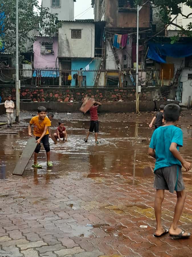 Mumbai:Dhobi Ghat Laundry,Dharavi Slum & Flower market Tour - Is $9 good value for Mumbai?