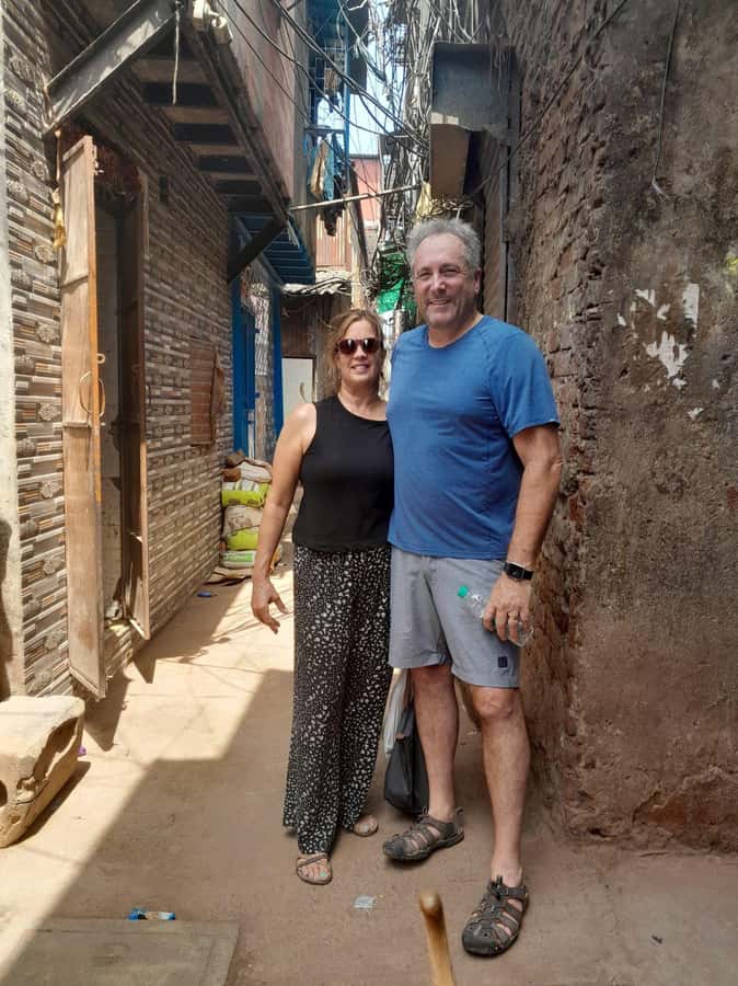 Mumbai:Dhobi Ghat Laundry,Dharavi Slum & Flower market Tour - Who will enjoy this experience most?