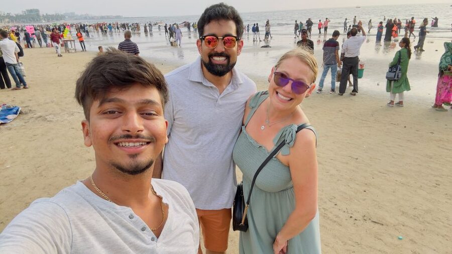 Mumbai: Evening Street Food Tasting & Cultural Market Tour - Chor Bazaar adds colour and contrast