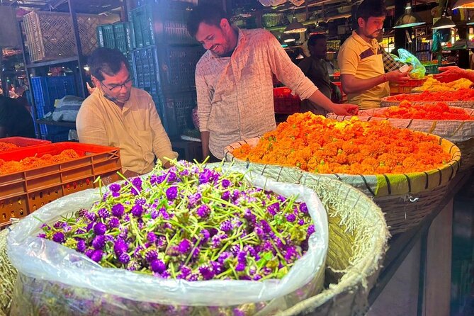 Mumbai Morning Market Tour of Flowers, Fish, and More - Five Details That Make This Tour Worth Considering